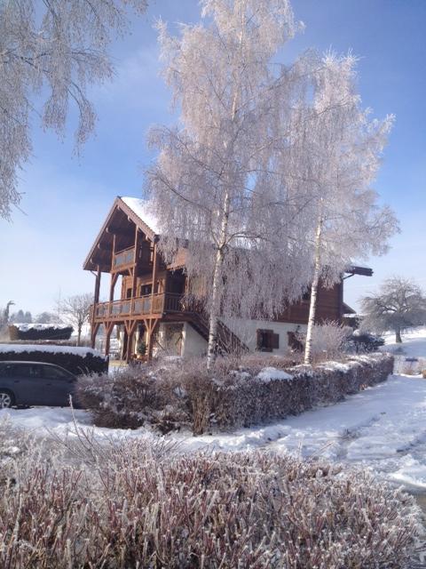 מלון Les Grangettes Chalet Du Lac מראה חיצוני תמונה